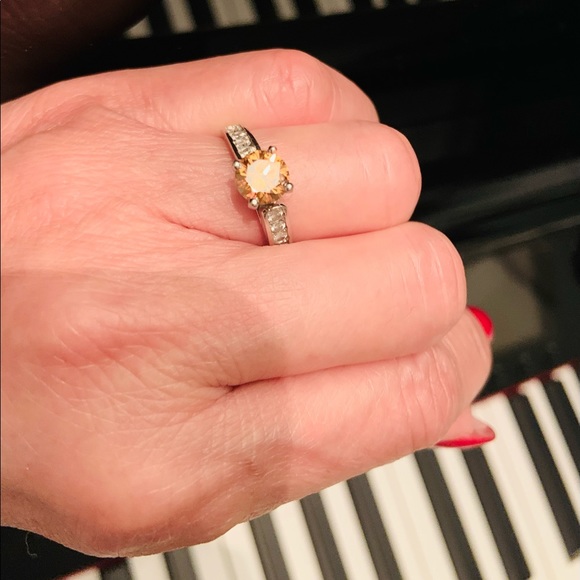 ***SOLD***1.62 tc Fancy Orange Diamond Ring - Picture 2 of 7